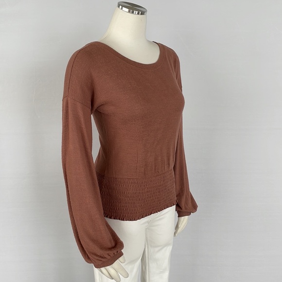 NWOT Abercrombie and Fitch Top X Small Taupe - Picture 5 of 11